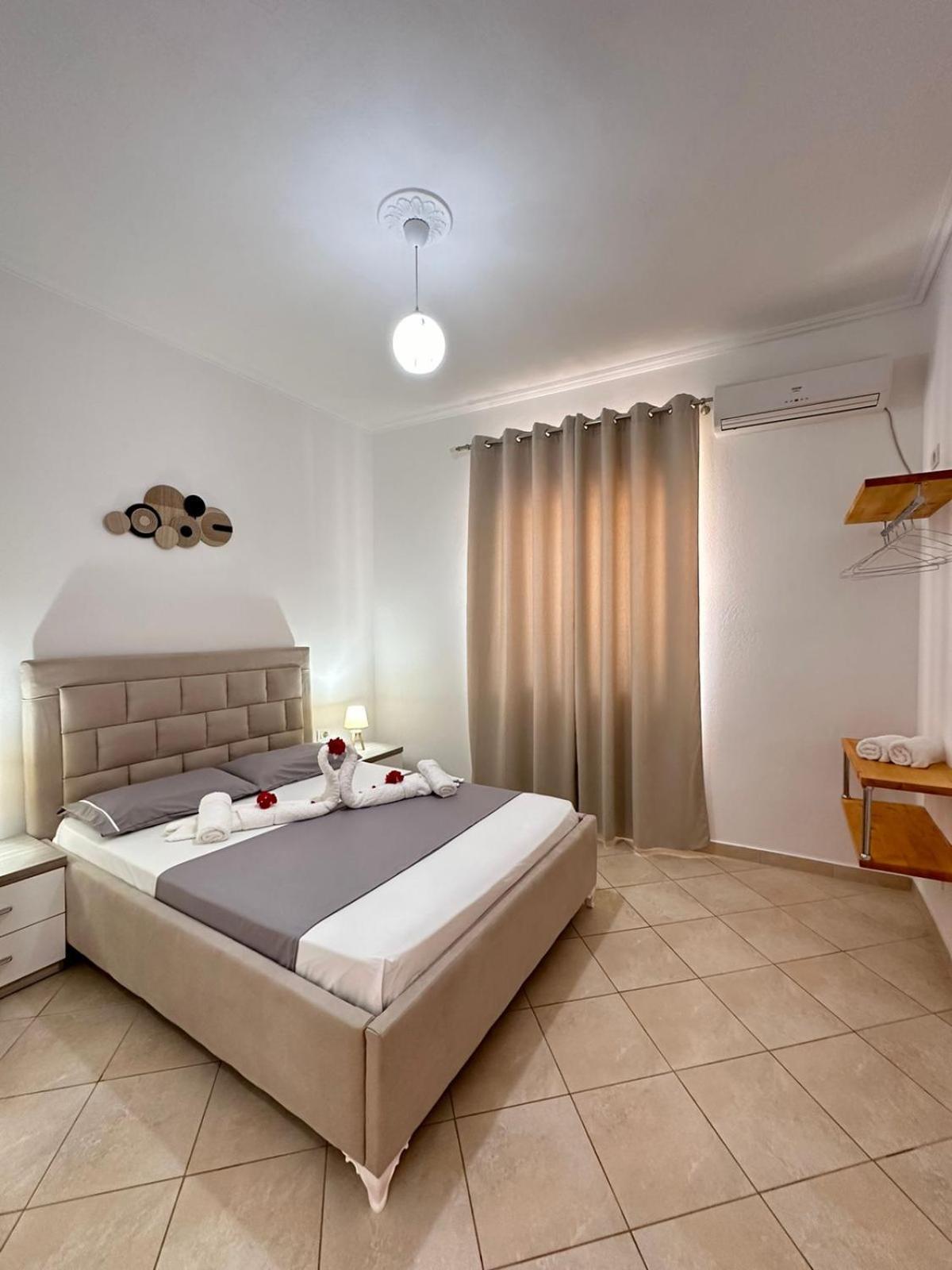 Xhibo Apartments Sarande Exterior photo